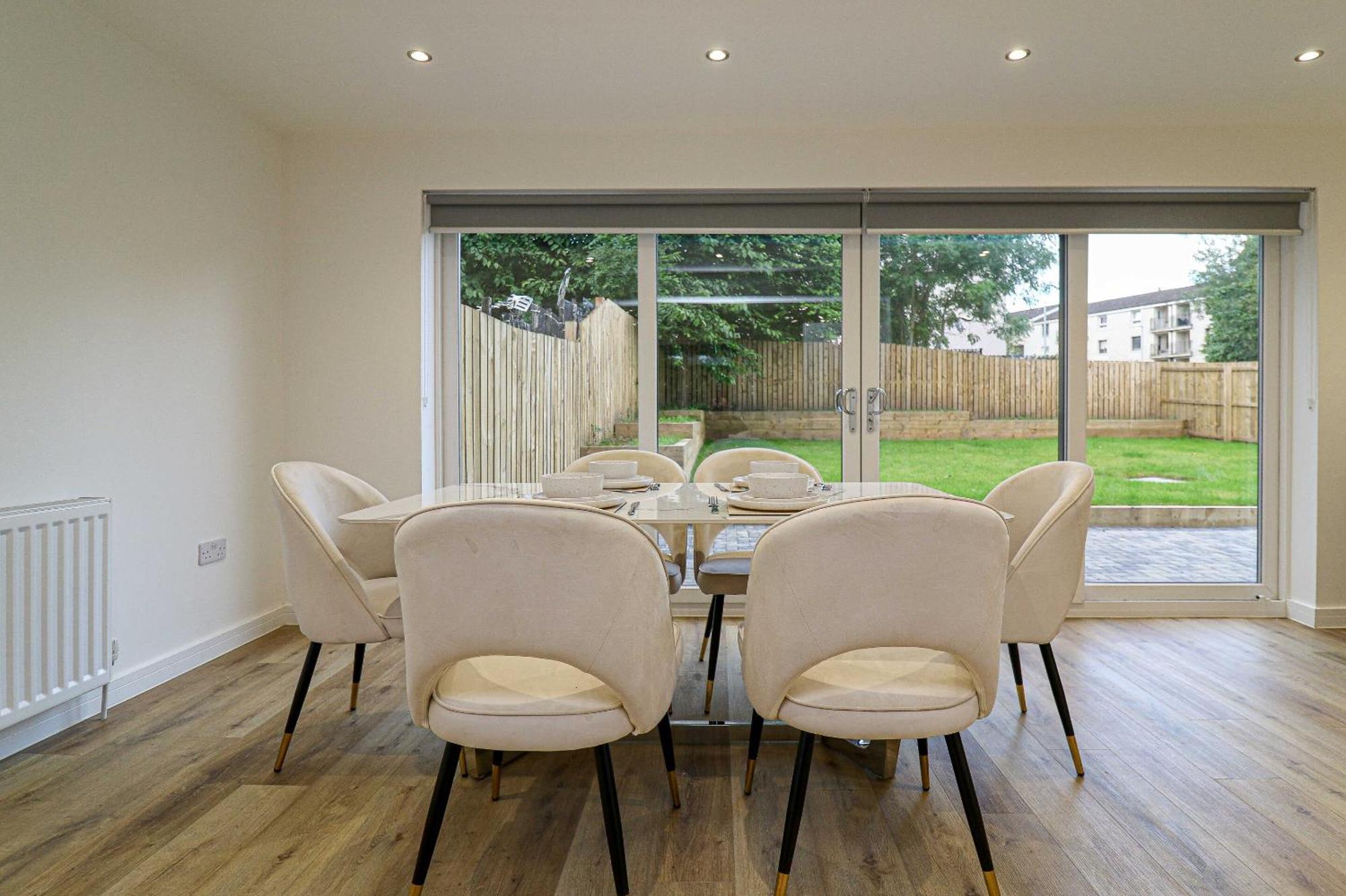 גלאזגו Wyndford Riverside House מראה חיצוני תמונה